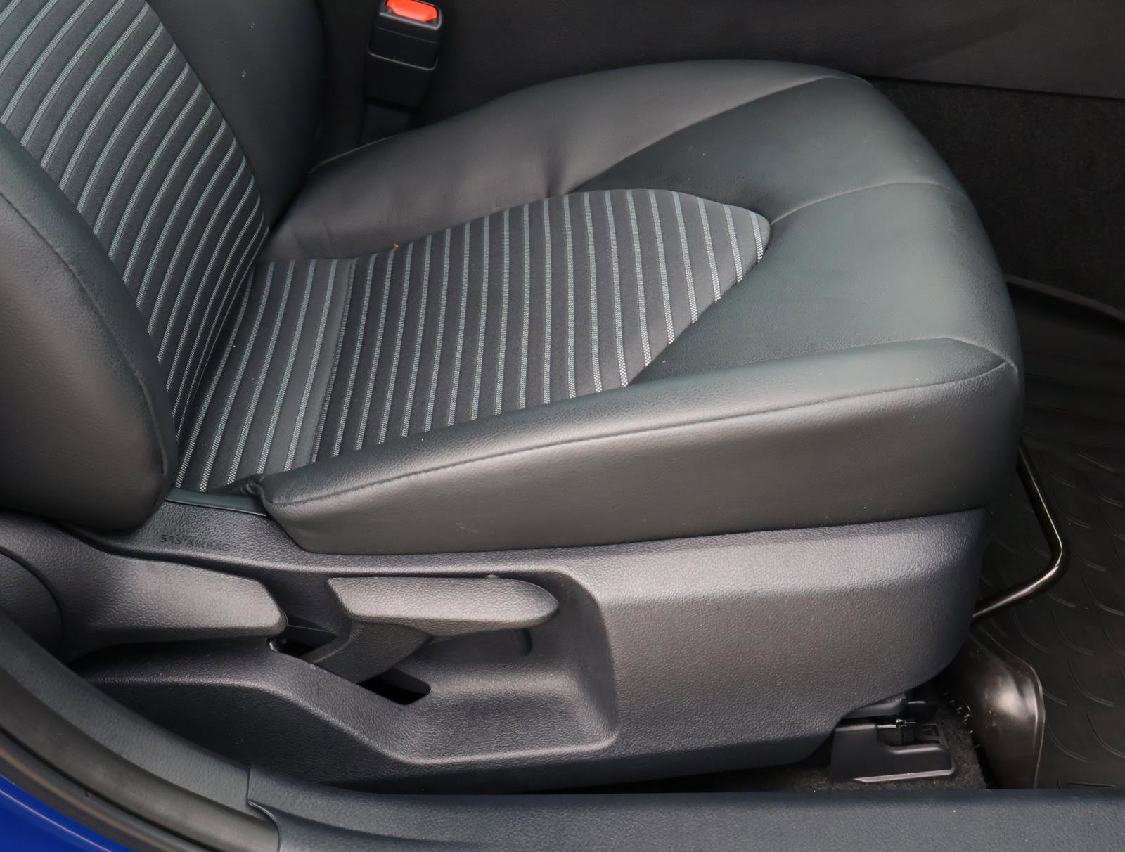 Used 2024 Toyota Camry SE image 20