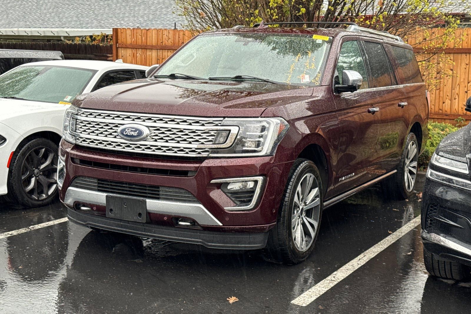Used 2021 Ford Expedition Max Platinum AWD/4WD image 2