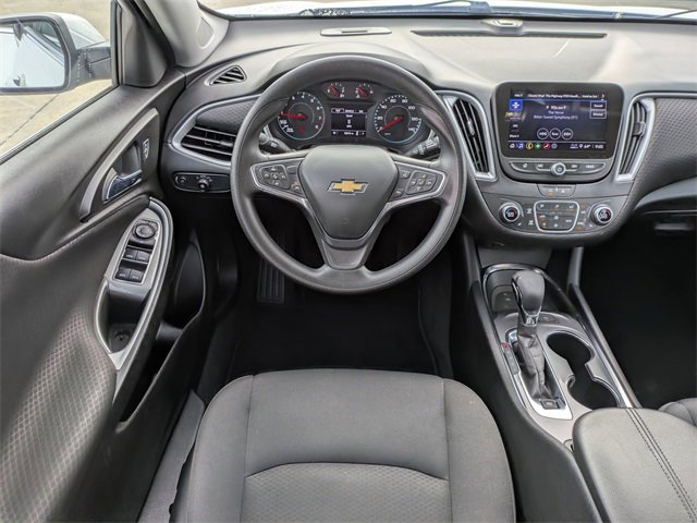 Used 2025 Chevrolet Malibu LT image 17