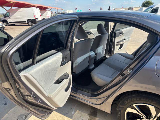 Used 2016 Honda Accord LX image 22