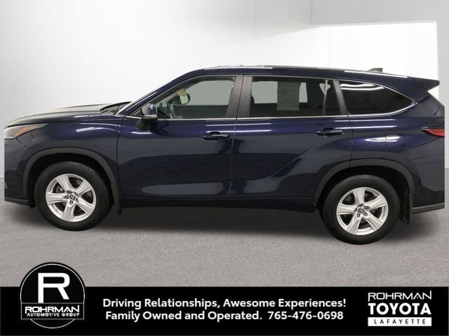 Used 2023 Toyota Highlander L image 3