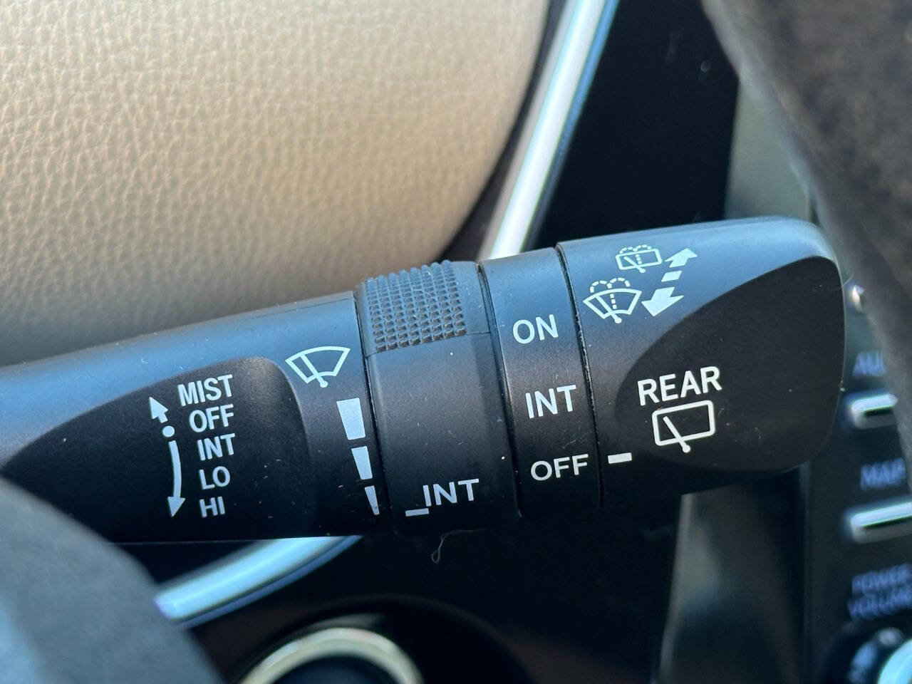 Used 2021 Toyota Prius LE image 34