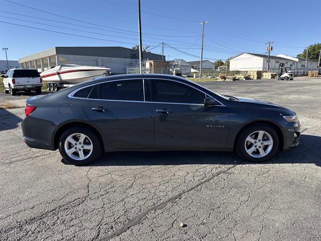Used 2019 Chevrolet Malibu LS w/ LPO, Convenience Package 2 image 2