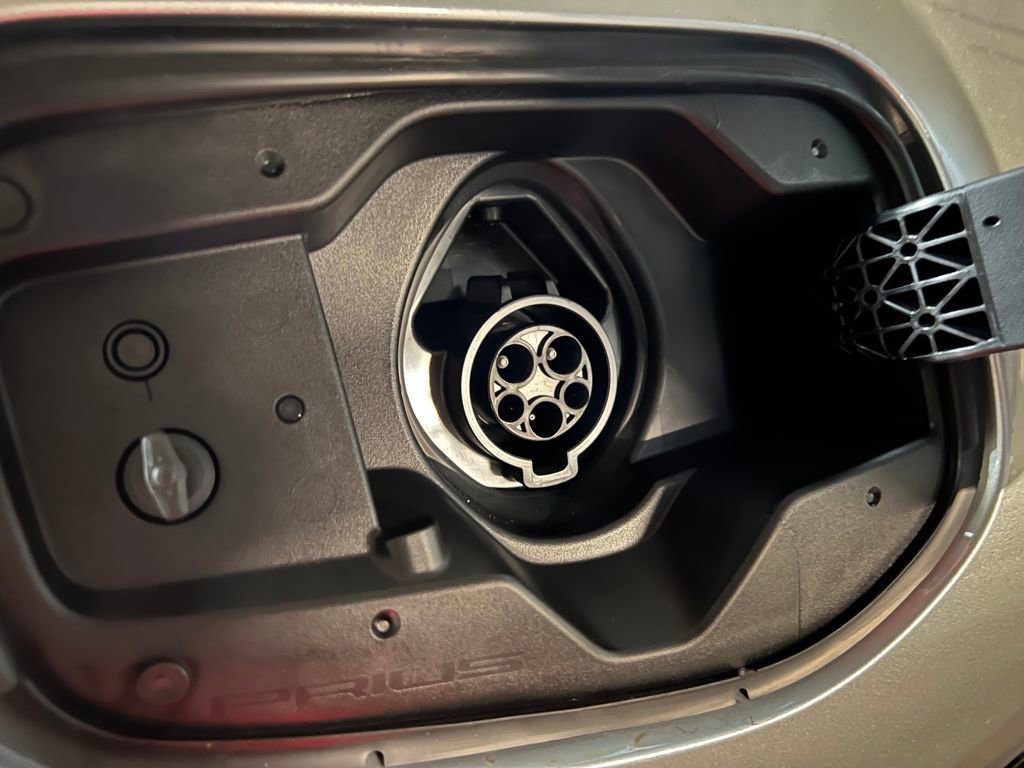 New 2026 Toyota Prius Plug-In Hybrid image 8