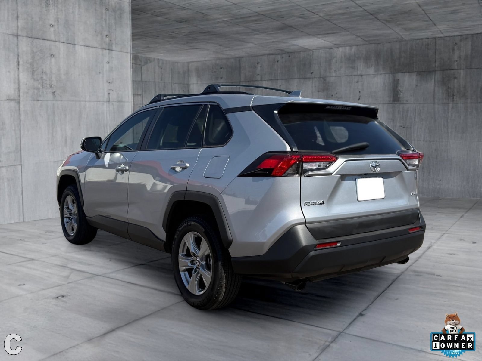 Used 2023 Toyota RAV4 XLE FWD image 4