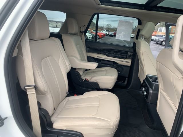 Used 2022 Ford Expedition Platinum AWD/4WD image 31