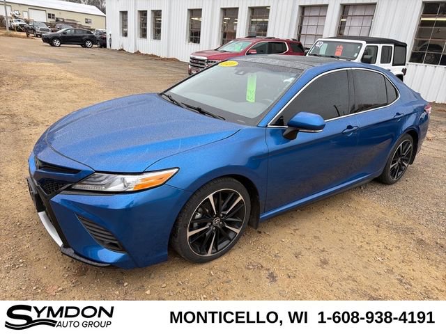 Used 2020 Toyota Camry XSE image 7