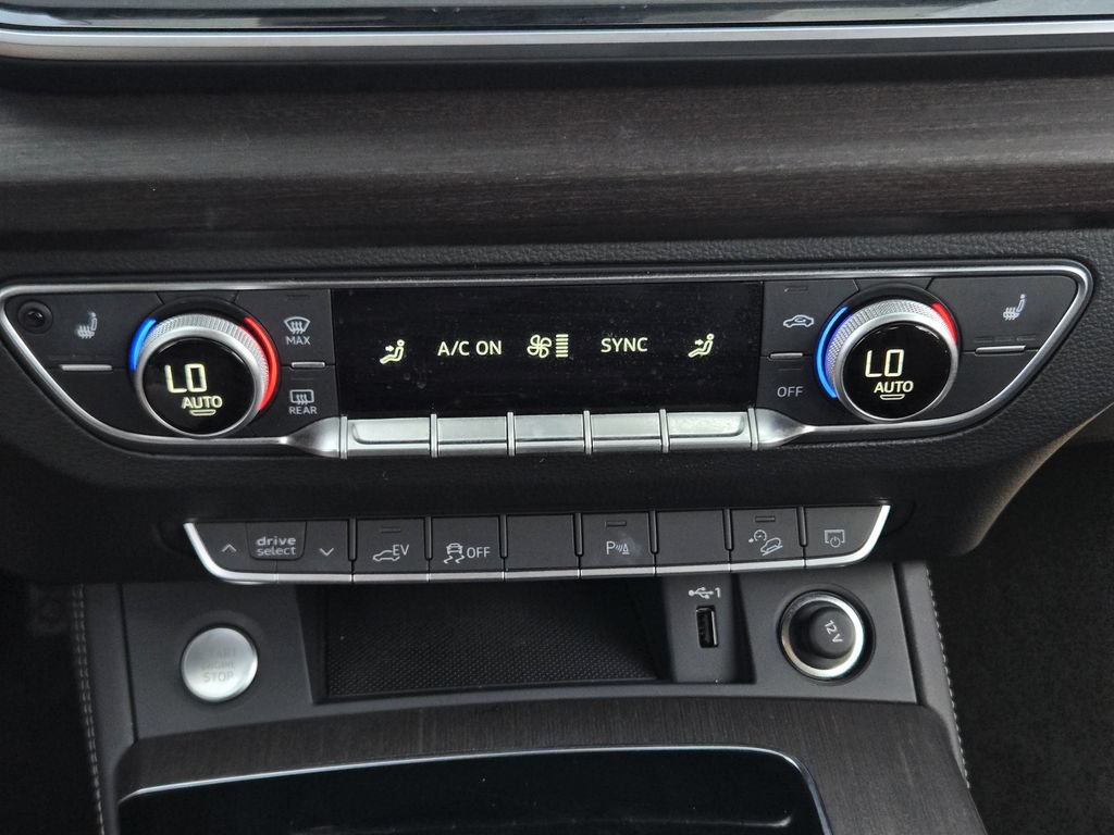 Certified 2025 Audi Q5 e Premium Plus AWD/4WD image 24