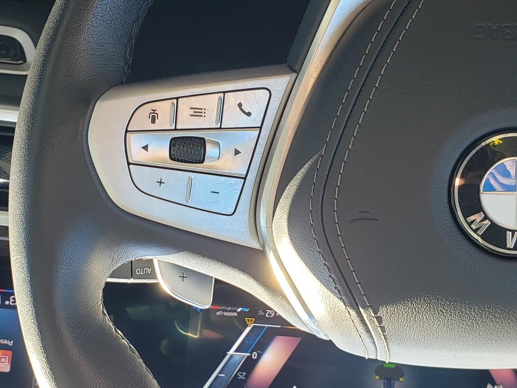 Used 2024 BMW X7 xDrive40i image 31