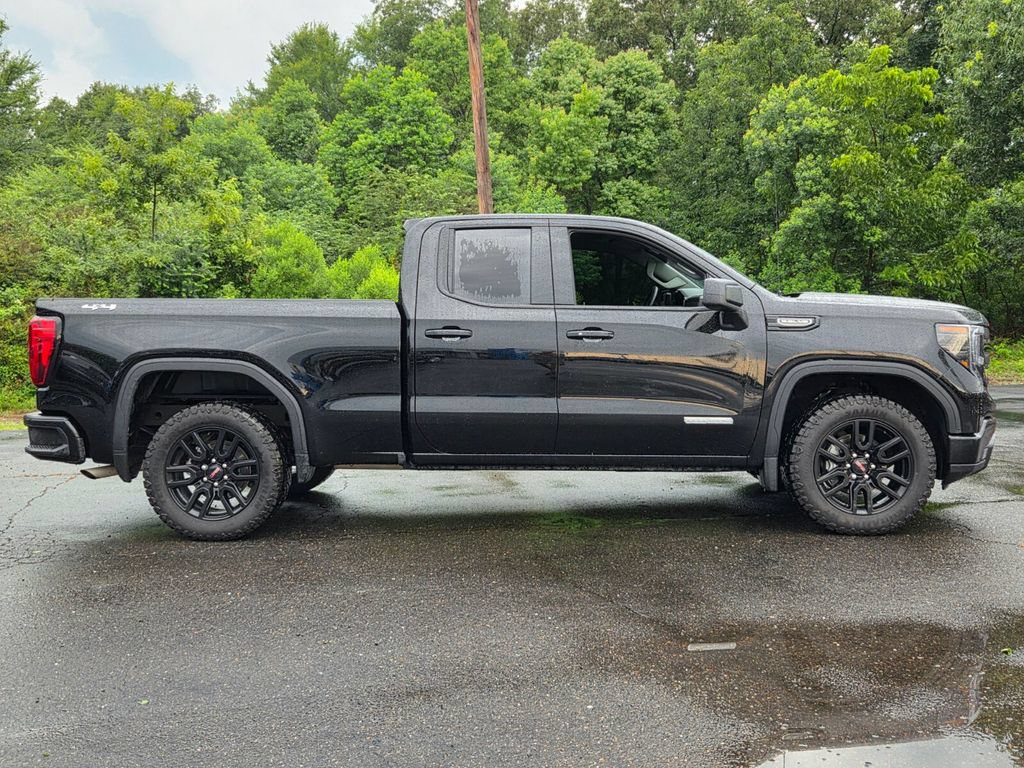 Used 2025 GMC Sierra 1500 Elevation AWD/4WD image 6
