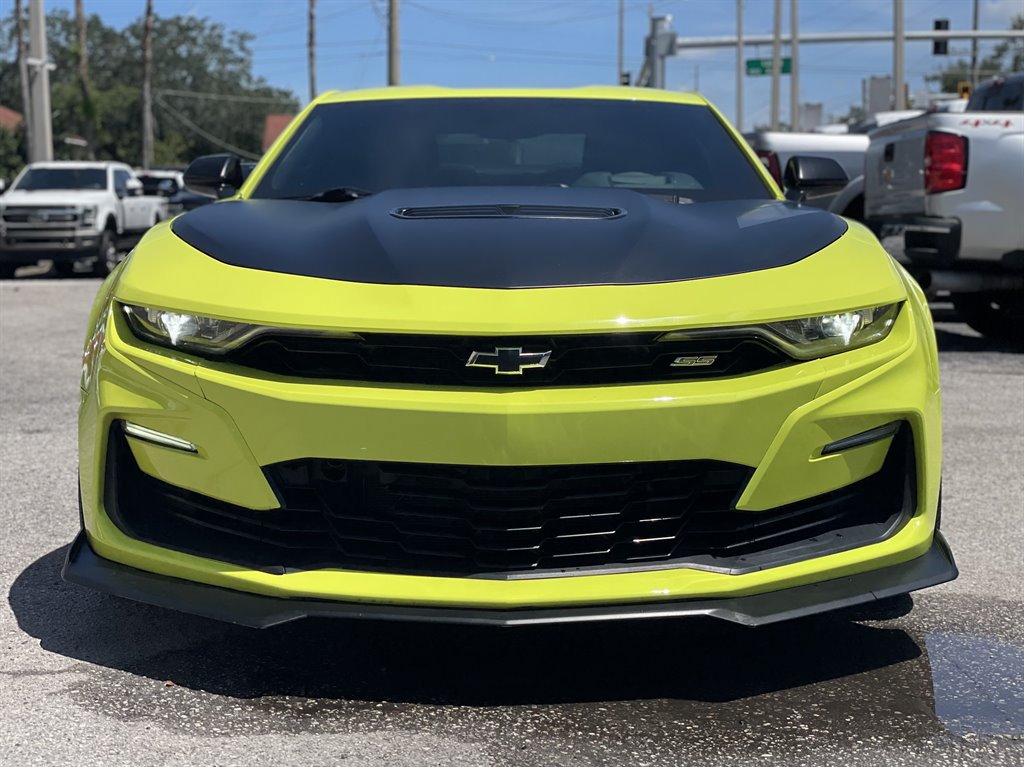 Used 2020 Chevrolet Camaro SS RWD image 9