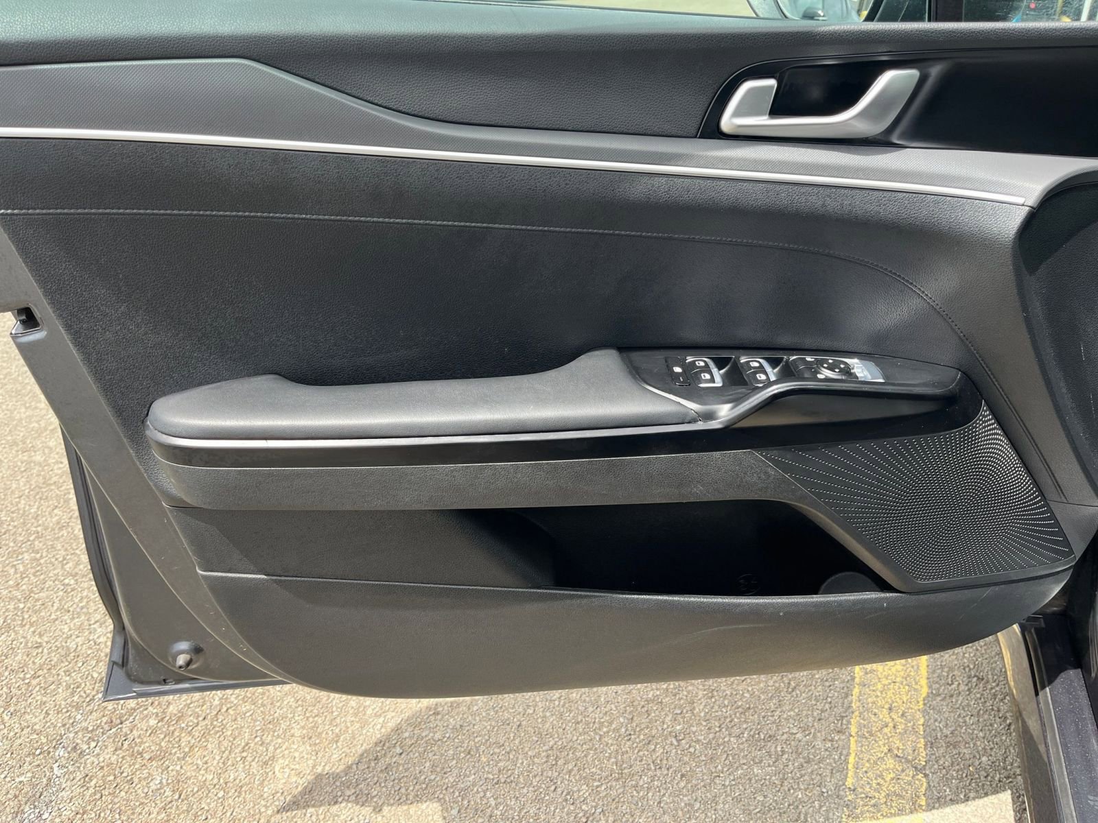 Used 2023 Kia K5 LXS image 18