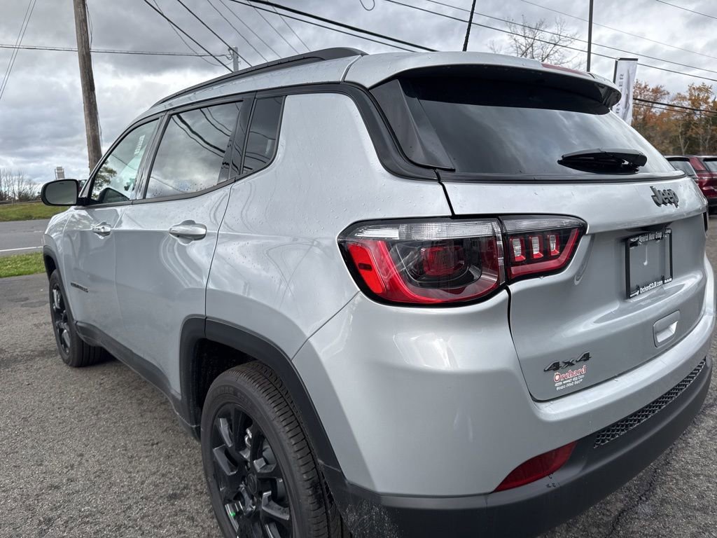 New 2026 Jeep Compass Latitude AWD/4WD image 10