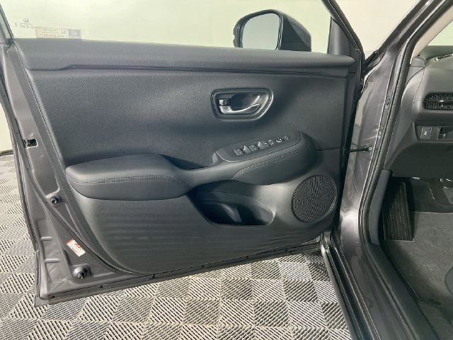 Certified 2027 Honda HR-V LX image 19