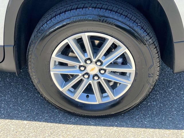 Certified 2023 Chevrolet Traverse LT FWD image 8