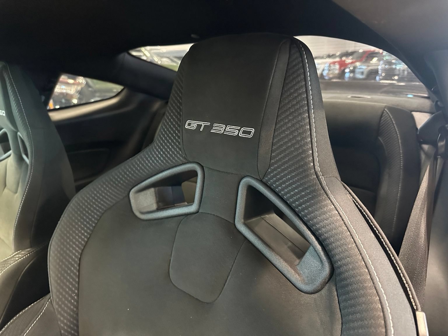 Used 2018 Ford Mustang Shelby GT350 w/ Electronics Package RWD image 14