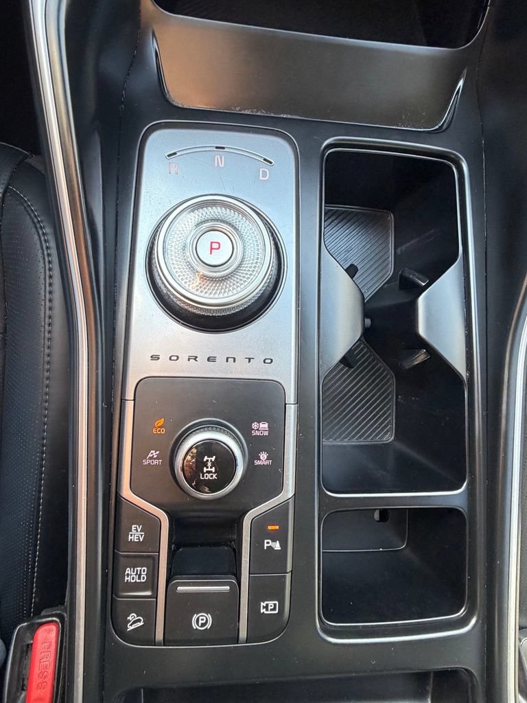 Used 2025 Kia Sorento EX AWD/4WD image 69