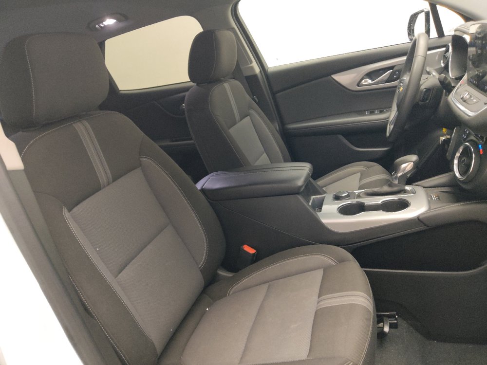 Used 2024 Chevrolet Blazer LT w/ Convenience Package FWD image 21