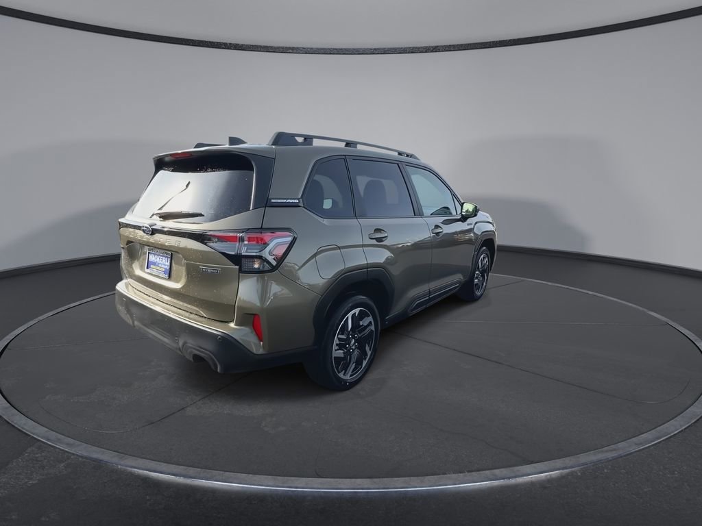 Used 2025 Subaru Forester Limited AWD/4WD image 8