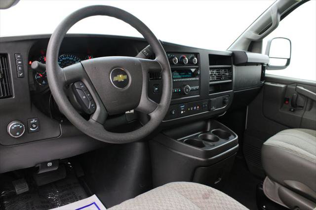 Used 2025 Chevrolet Express 3500 LT w/ LT Preferred Equipment Group RWD image 14
