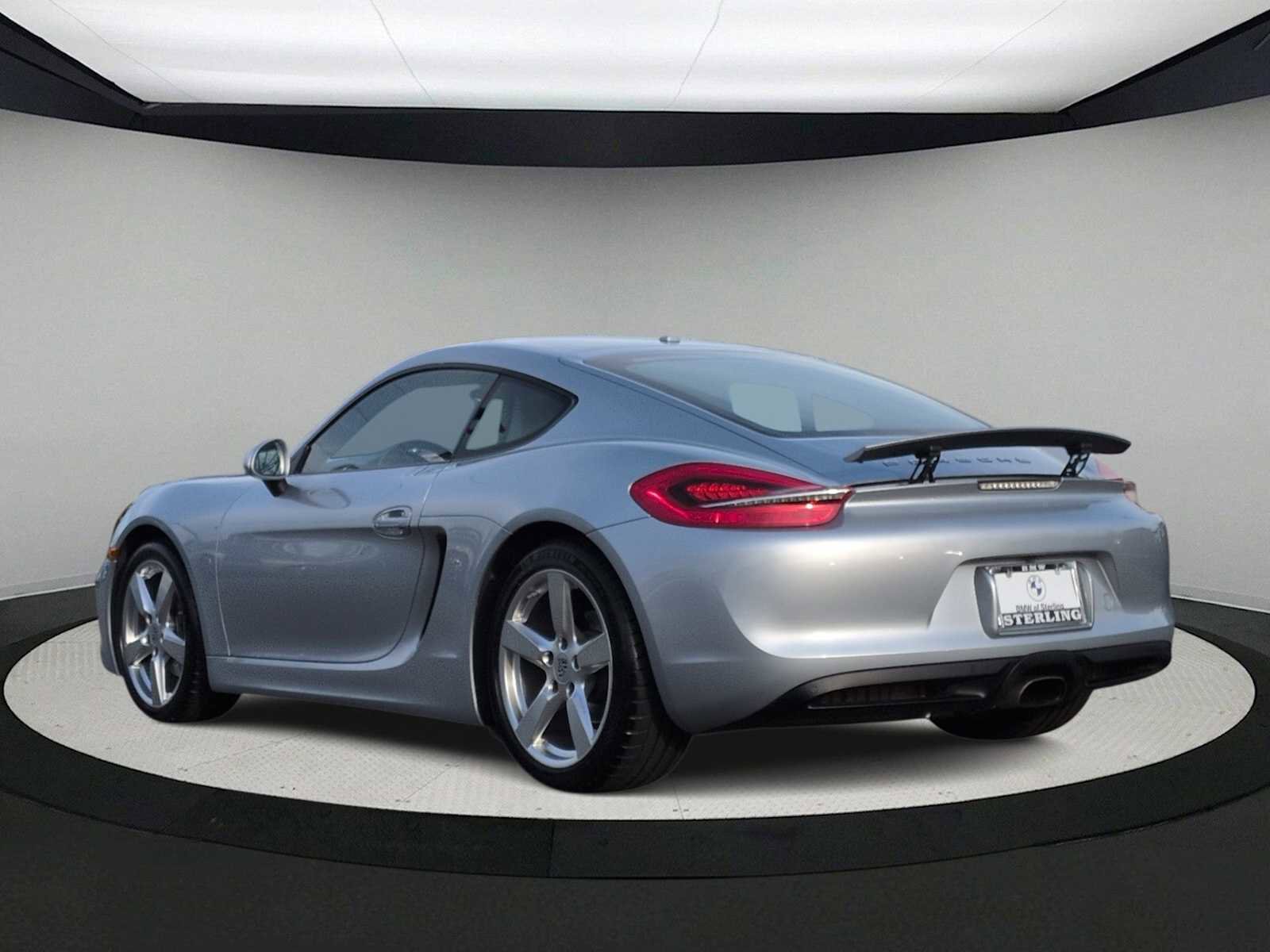 Used 2016 Porsche Cayman image 6