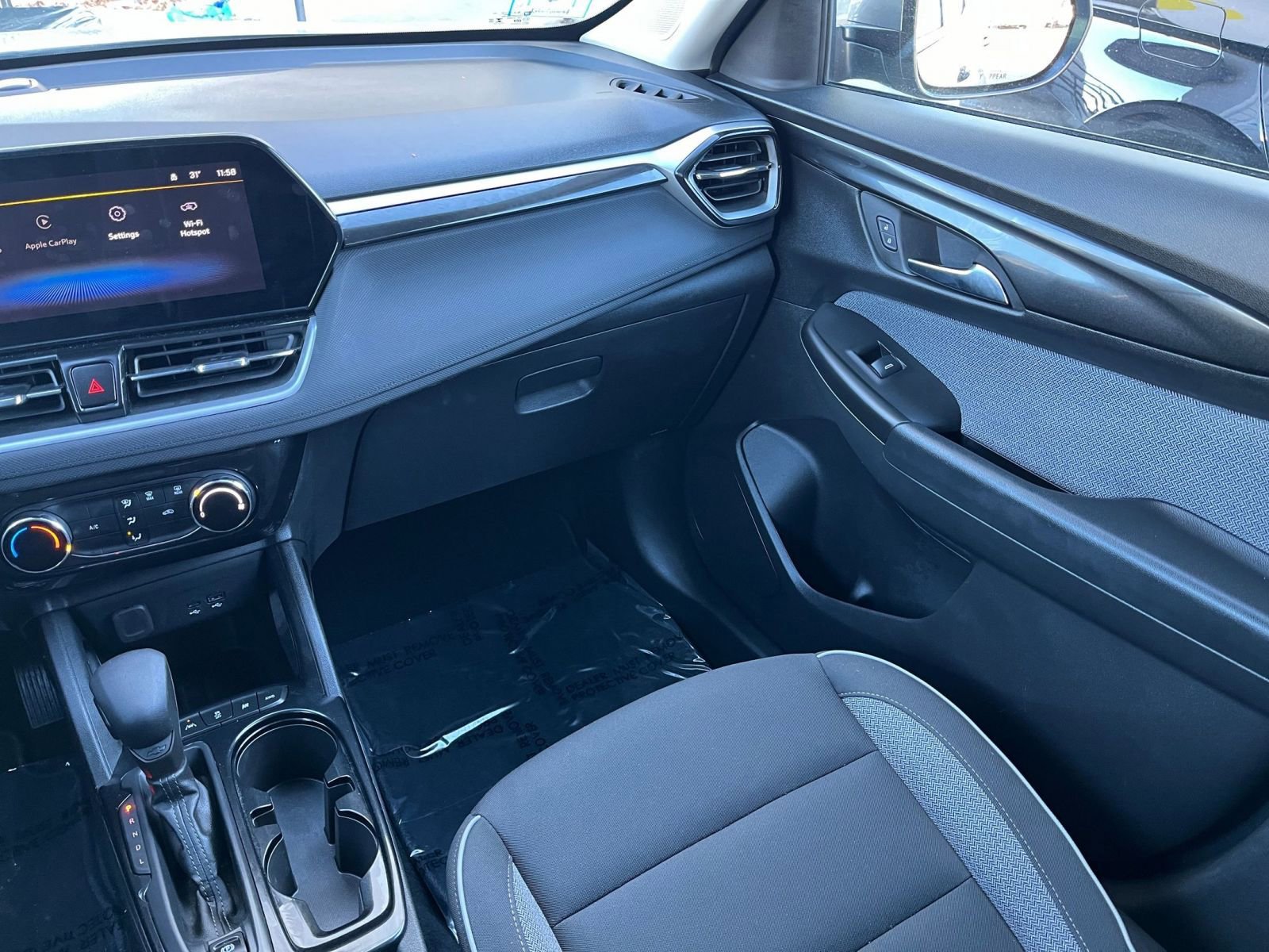 Used 2025 Chevrolet TrailBlazer LT image 31