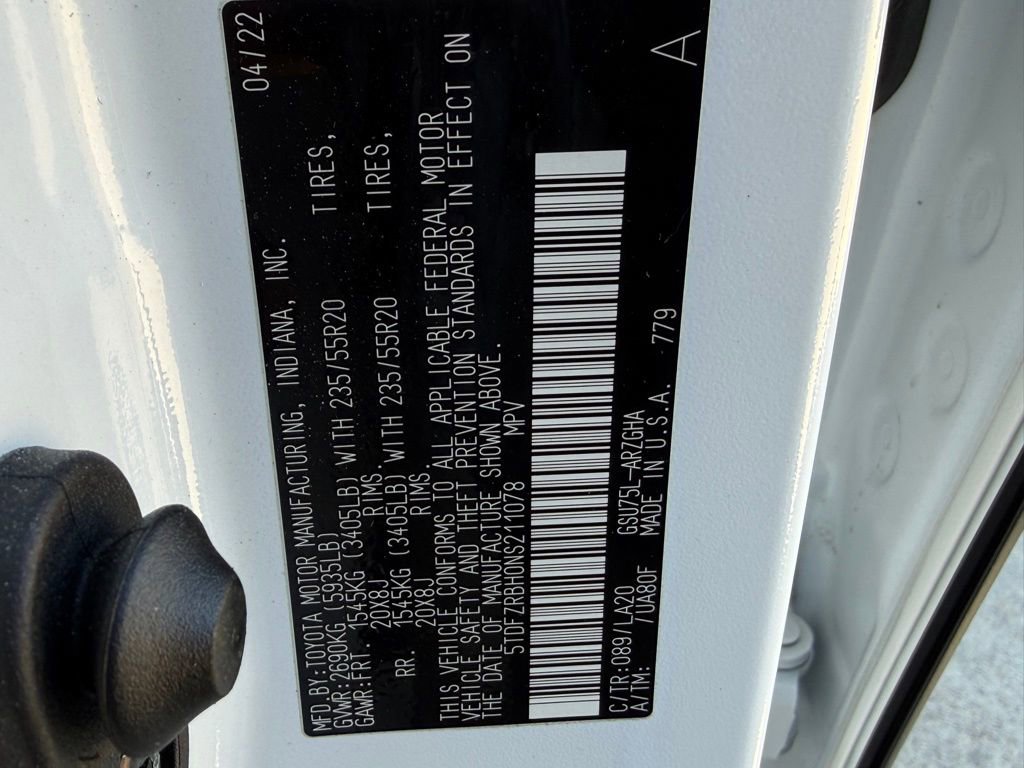 Used 2022 Toyota Highlander Platinum AWD/4WD image 29