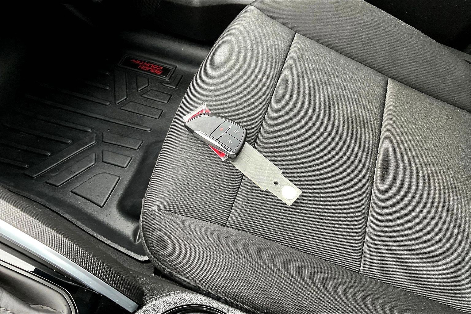 Used 2025 Chevrolet Colorado Trail Boss AWD/4WD image 34