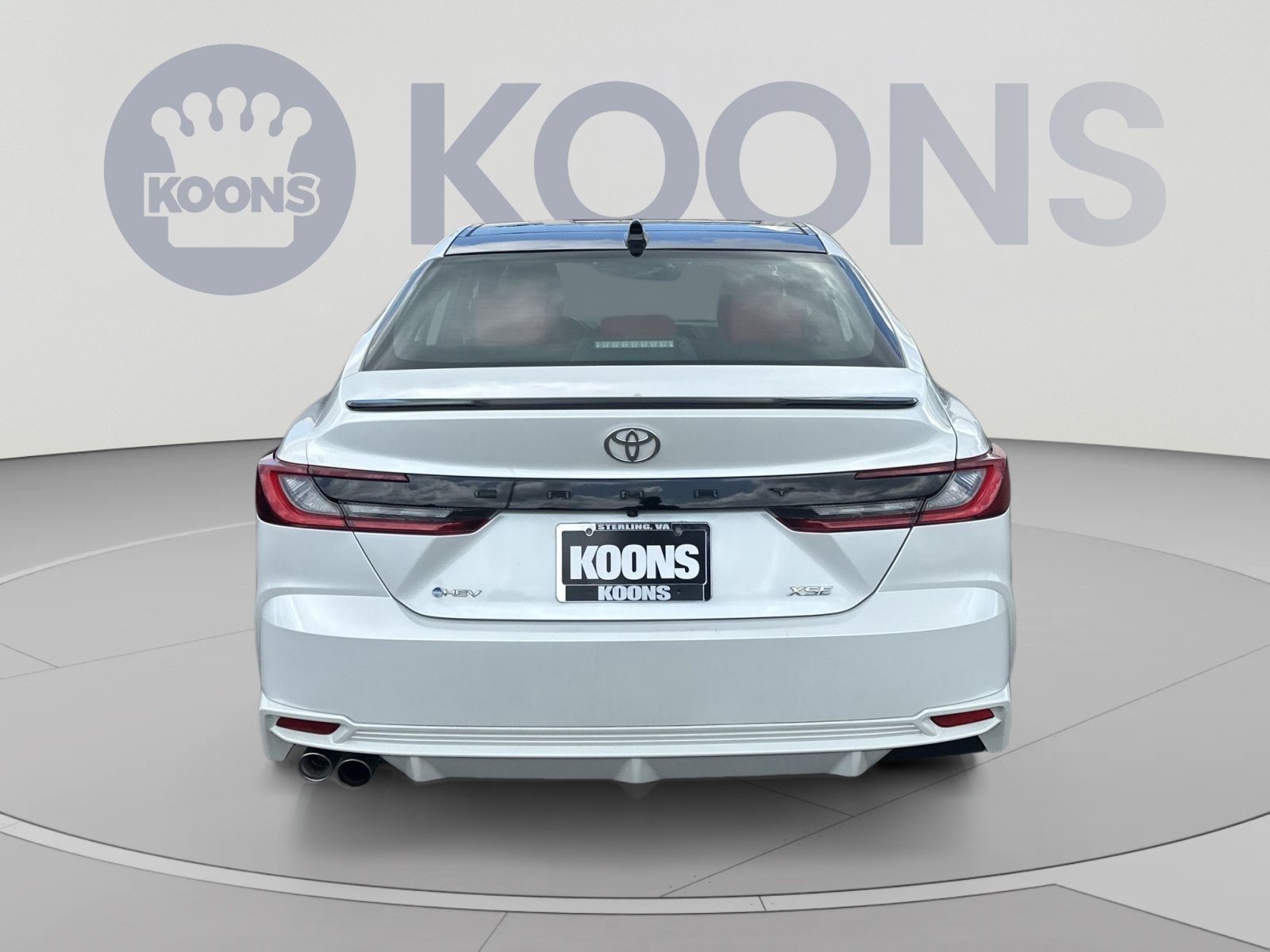 Used 2025 Toyota Camry XSE FWD image 10