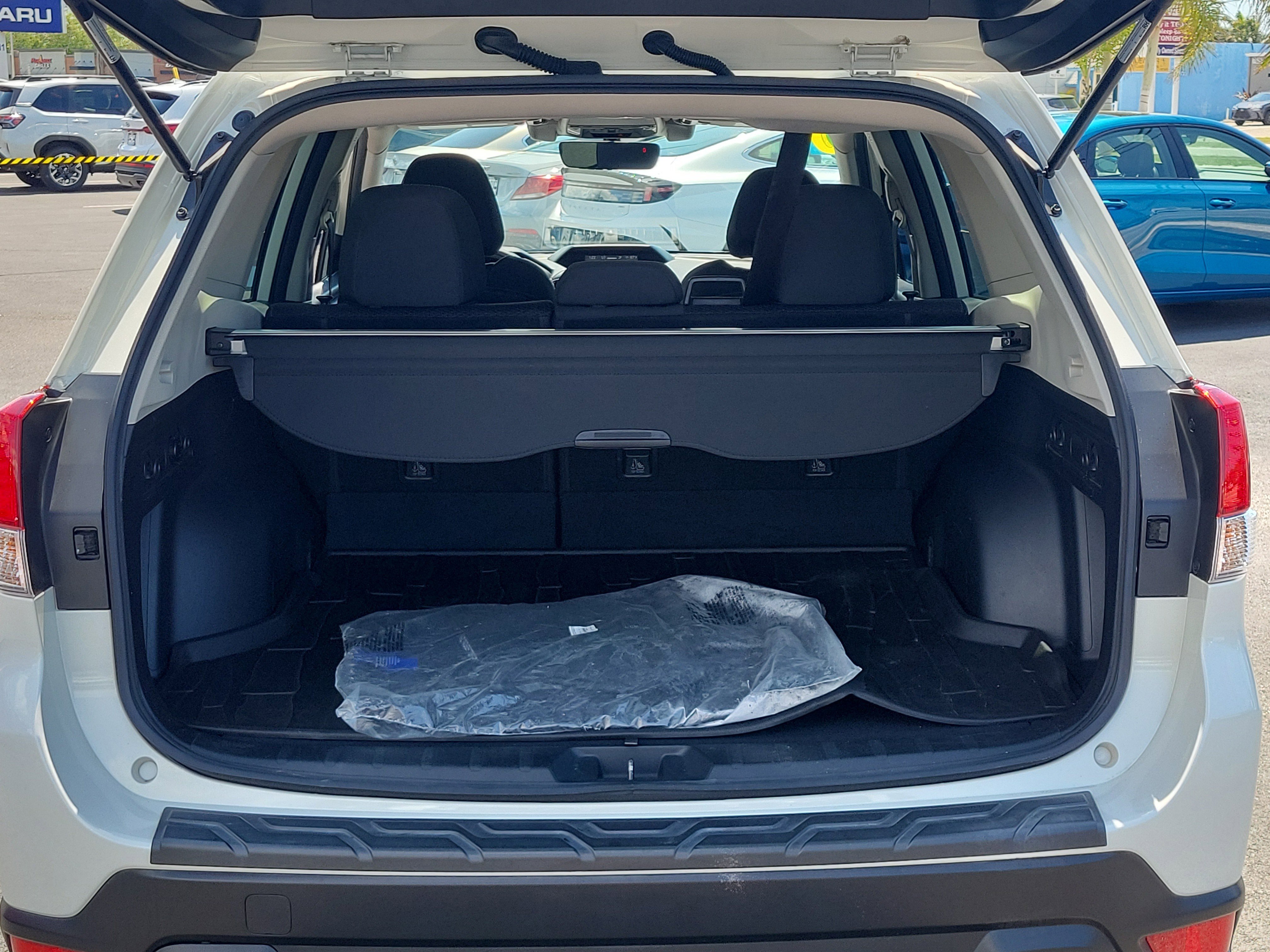 Used 2020 Subaru Forester Premium image 12