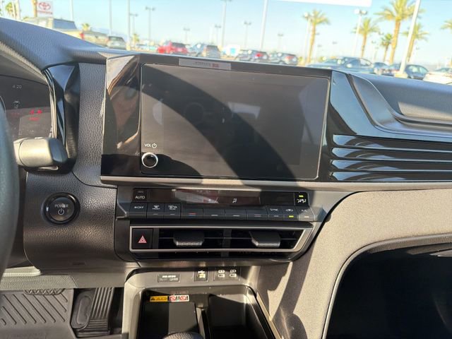Used 2025 Toyota Camry LE FWD image 19