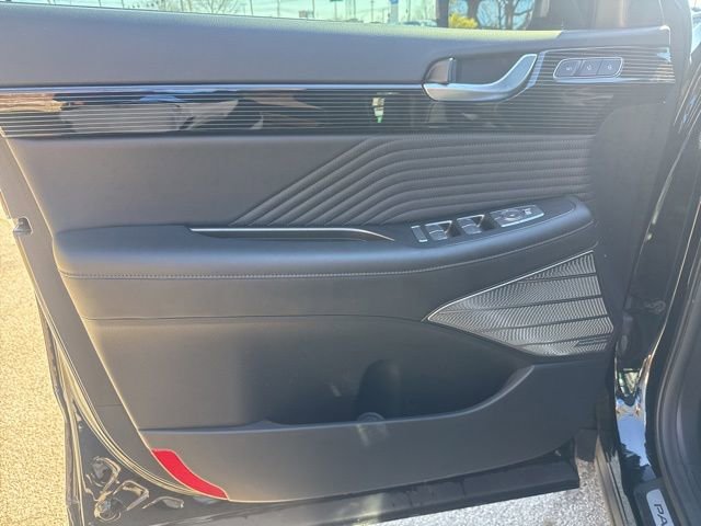 Used 2025 Hyundai Palisade Calligraphy image 11