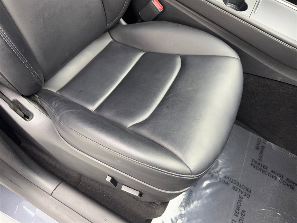 Used 2023 Tesla Model Y Performance image 45