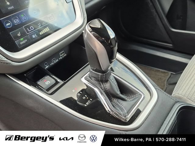 Used 2024 Subaru Outback Premium AWD/4WD image 21