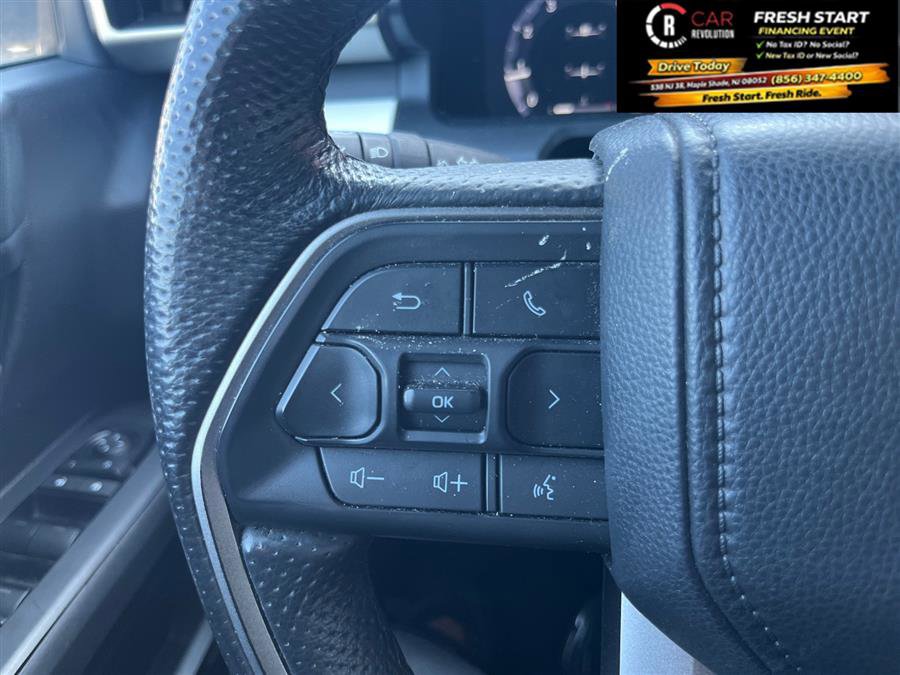 Used 2024 Toyota Tacoma TRD Off-Road AWD/4WD image 24