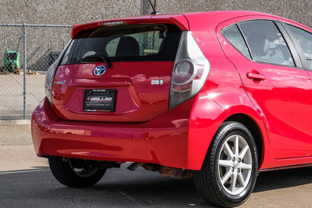 Used 2012 Toyota Prius C Four FWD image 11