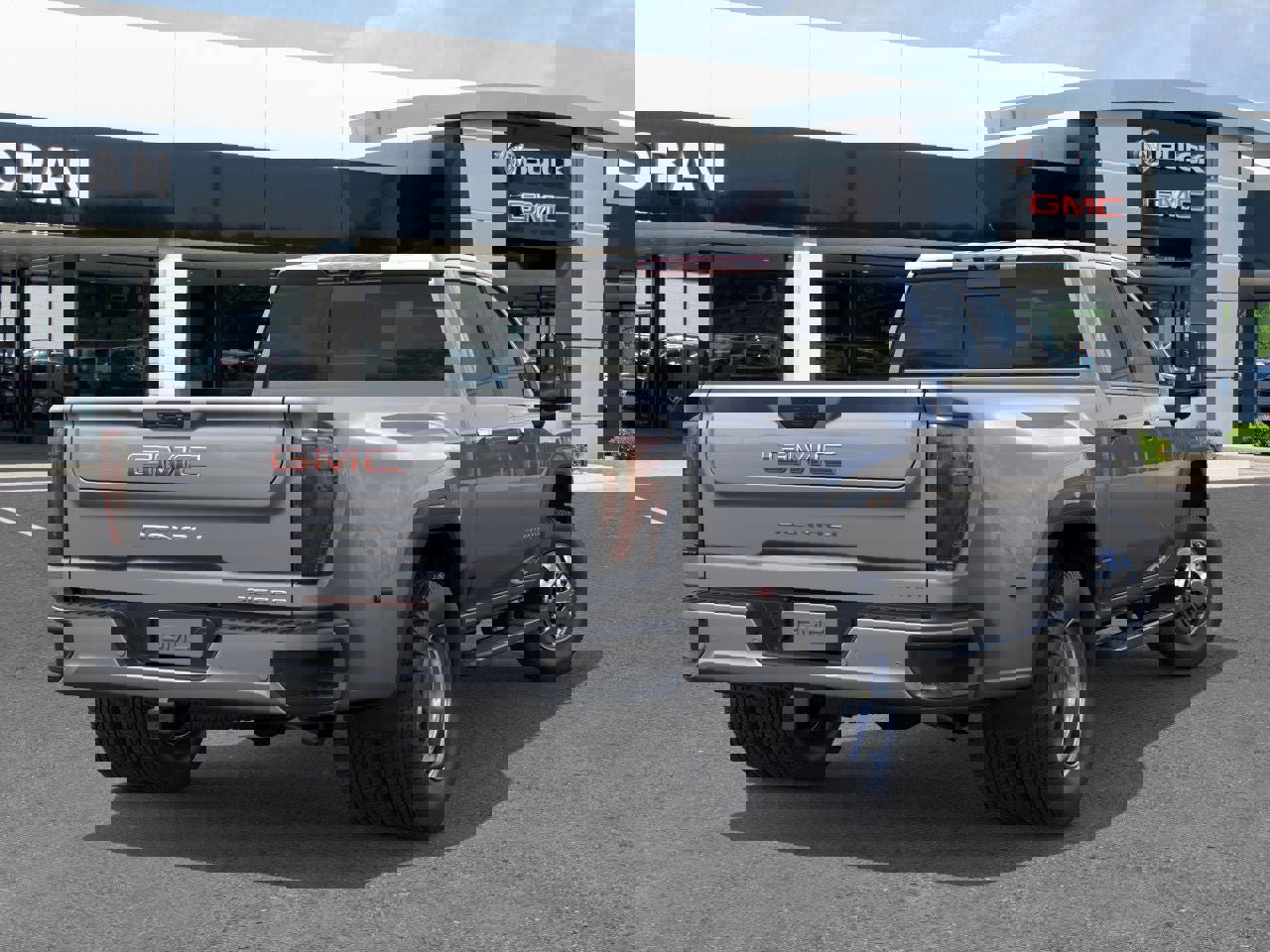 New 2026 GMC Sierra 3500 Denali w/ Denali Reserve Package image 4