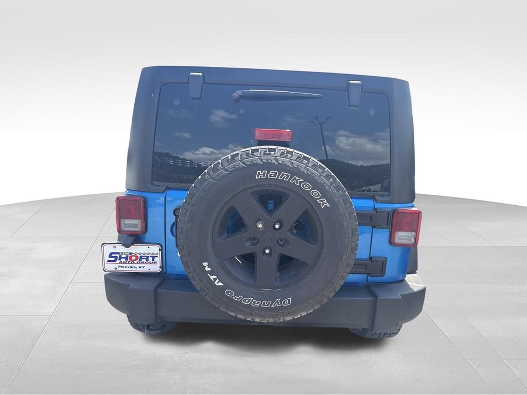 Used 2015 Jeep Wrangler Unlimited Sport w/ Quick Order Package 24S AWD/4WD image 8
