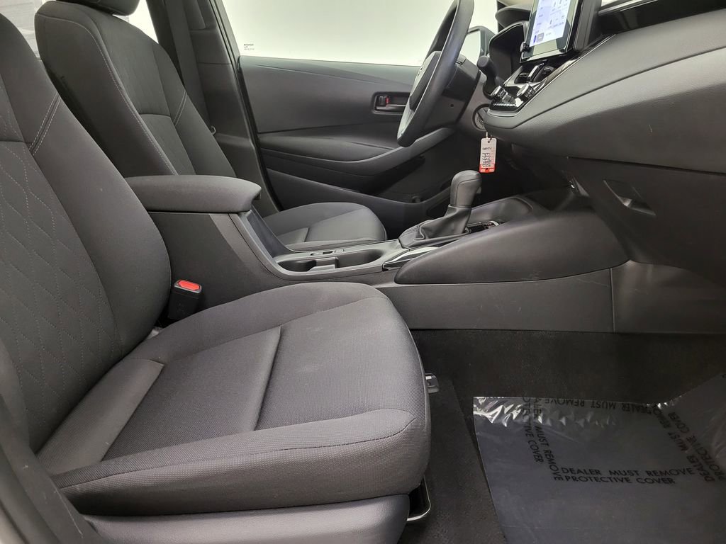 Used 2024 Toyota Corolla LE image 32
