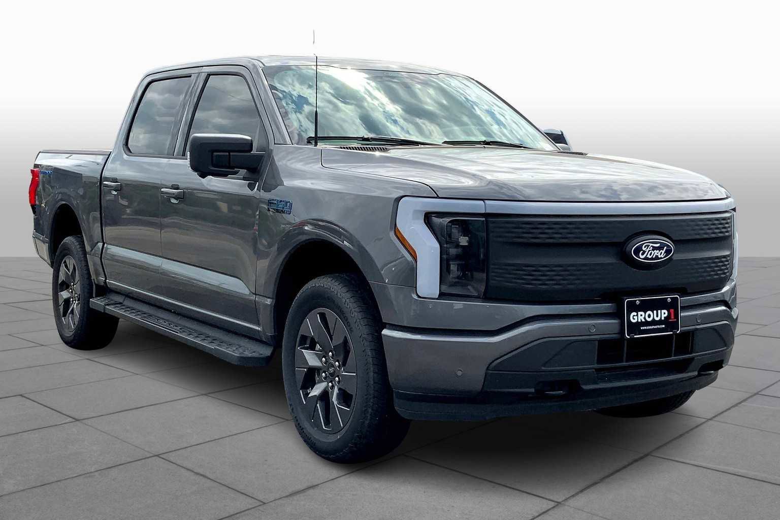 New 2025 Ford F150 Lightning Flash image 2