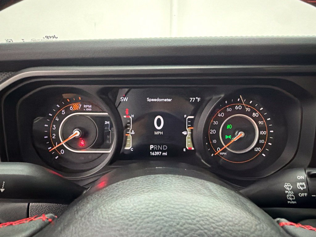 Used 2024 Jeep Wrangler Unlimited Rubicon AWD/4WD image 15