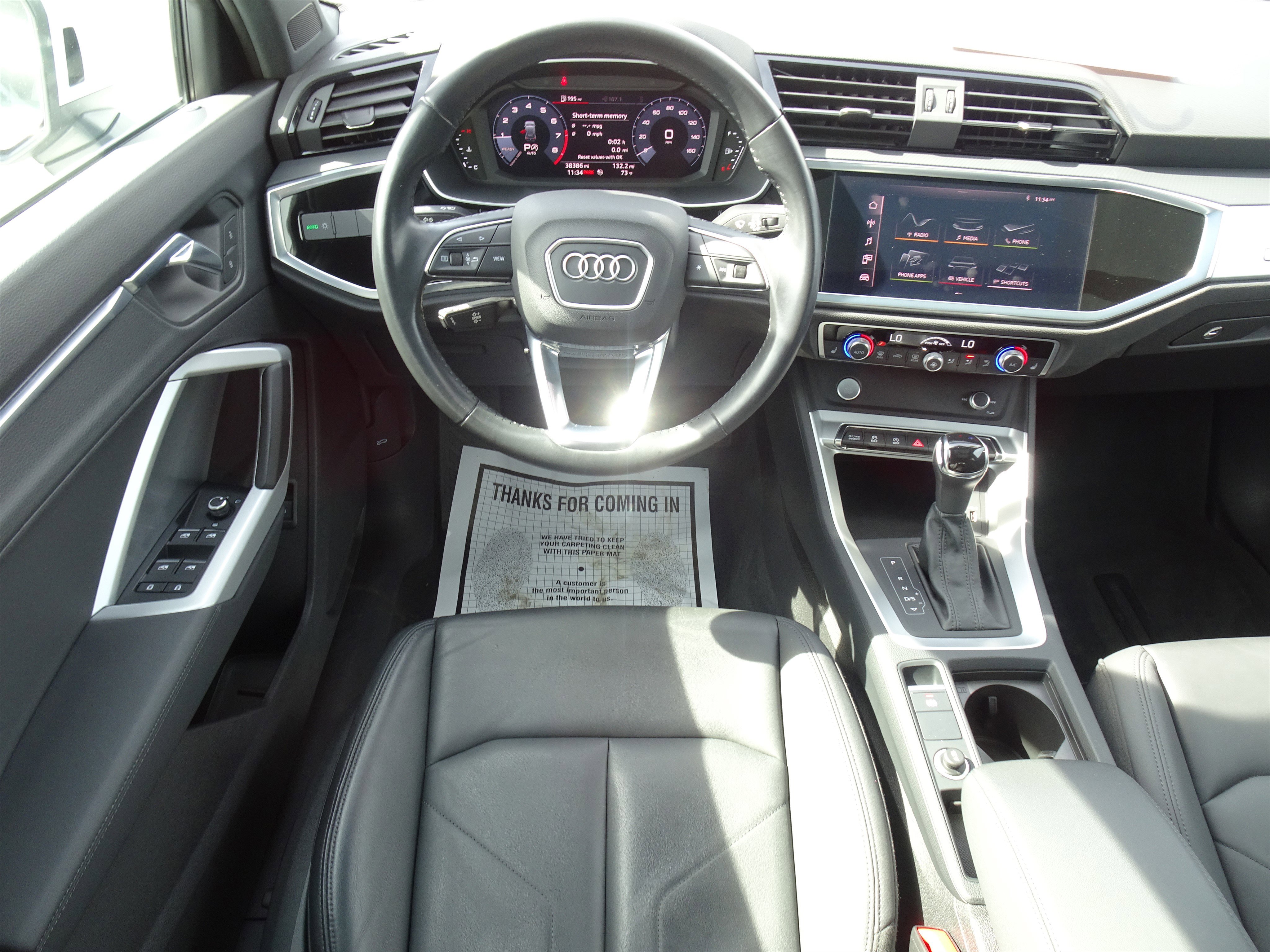 Used 2020 Audi Q3 2.0T Premium image 11