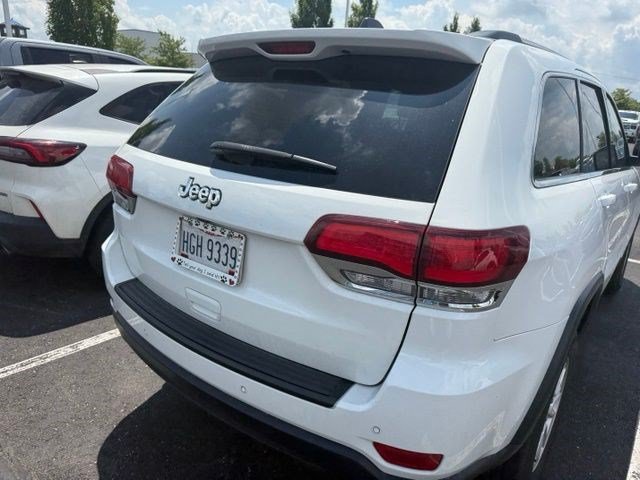 Used 2020 Jeep Grand Cherokee Laredo AWD/4WD image 12