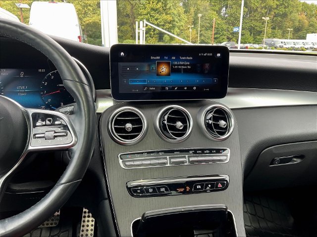 Used 2022 Mercedes-Benz GLC 300 4MATIC image 11