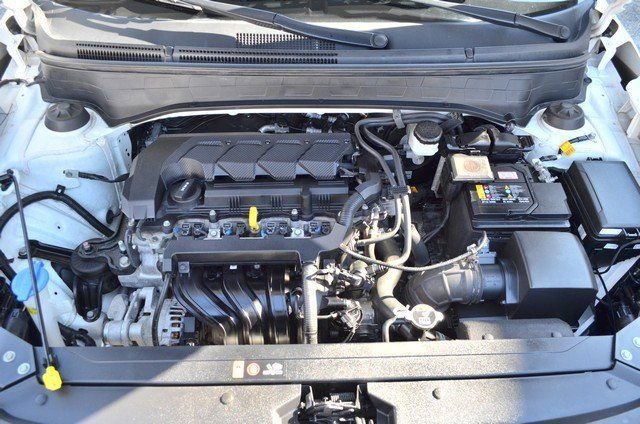 Used 2024 Hyundai Venue SEL FWD image 40