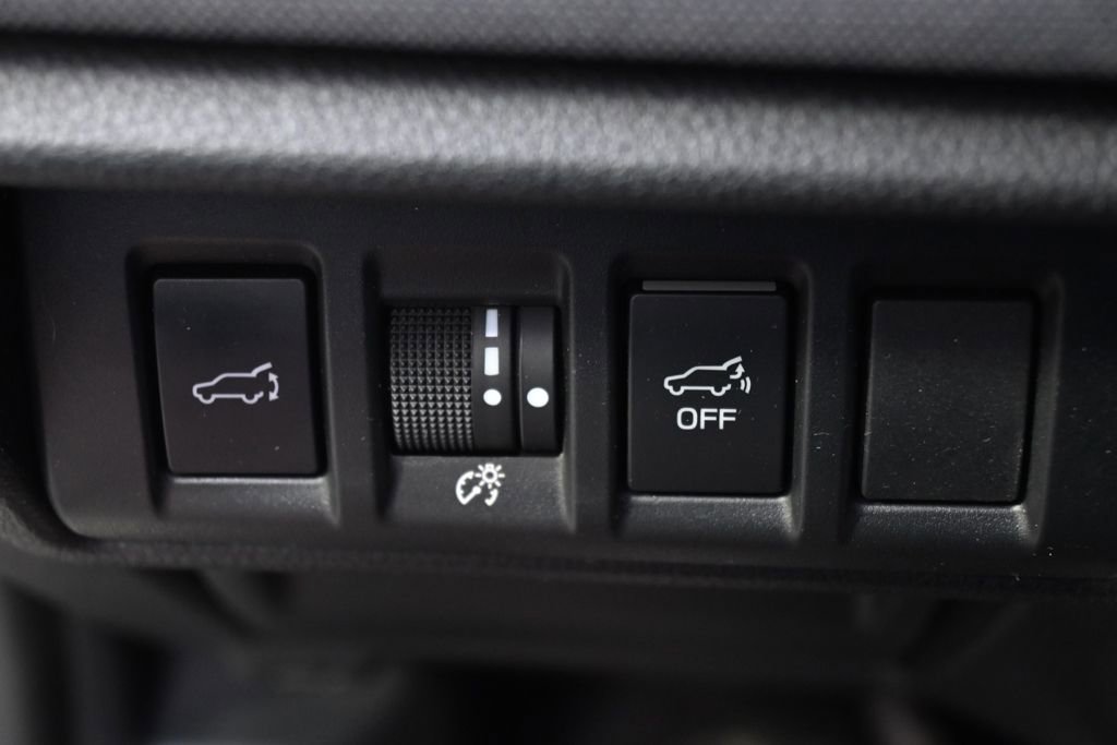 Used 2020 Subaru Outback Premium AWD/4WD image 24