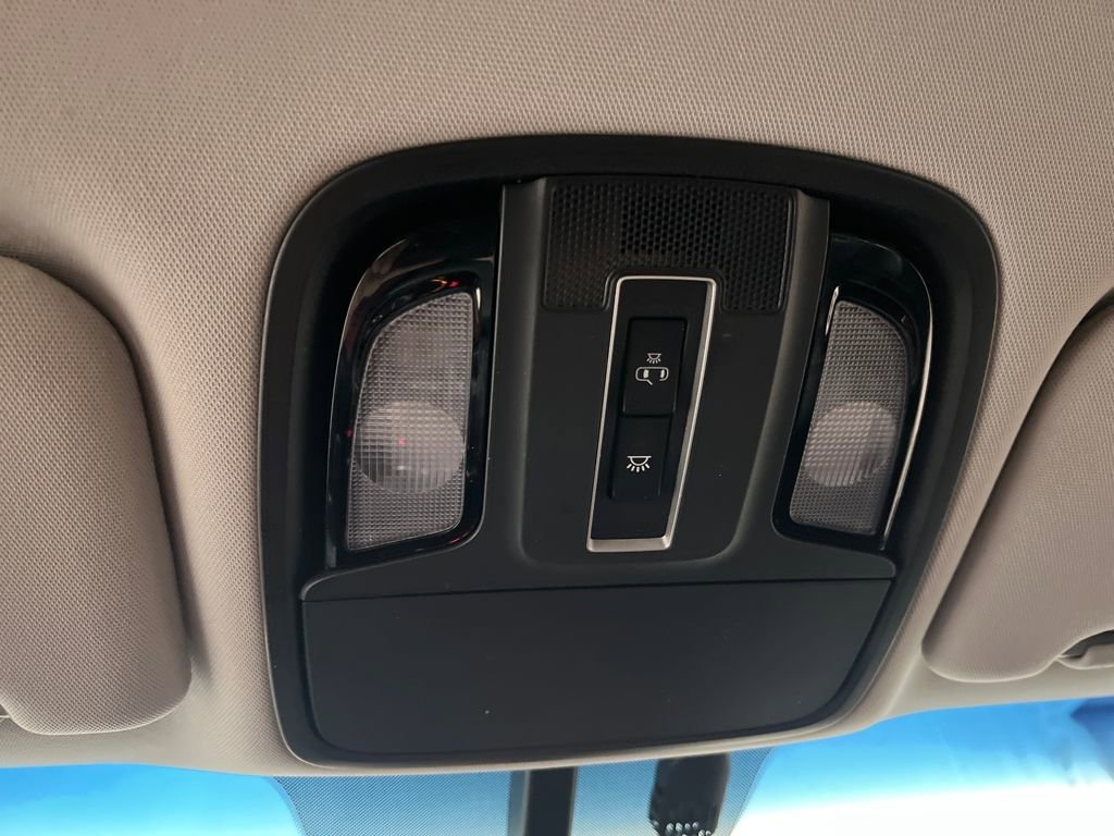 Used 2016 Kia Sorento EX image 22