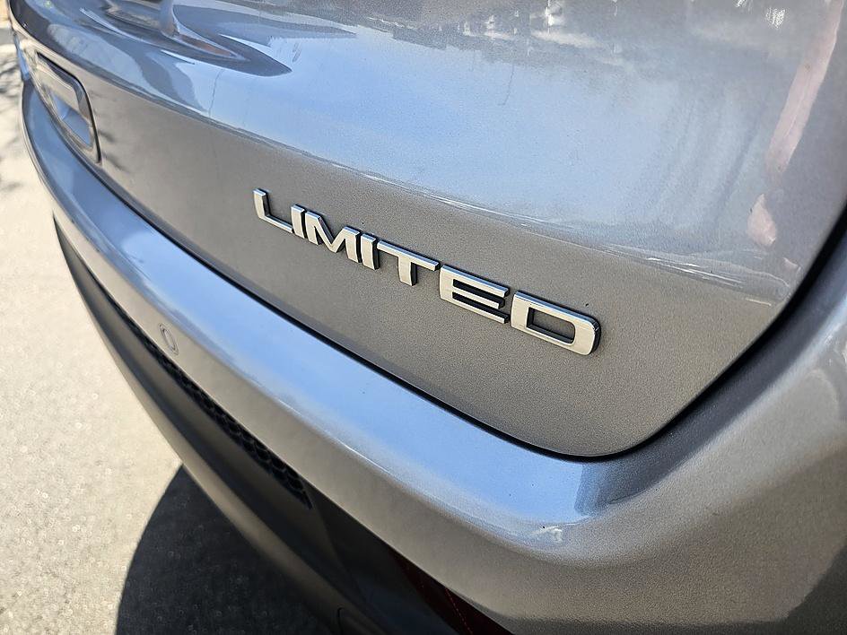 Used 2019 Jeep Compass Limited w/ Advanced Safety Group image 9