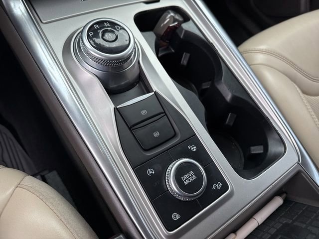 Used 2020 Ford Explorer Platinum AWD/4WD image 10