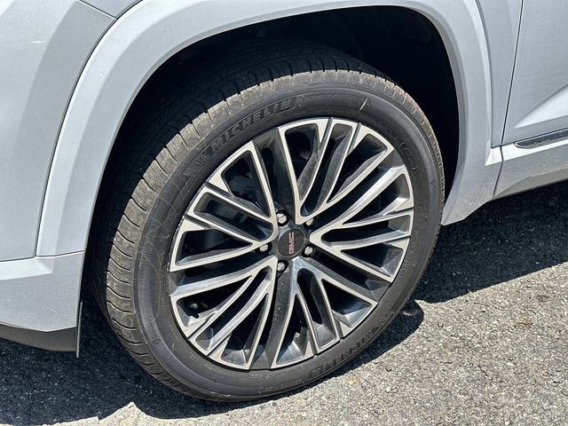 New 2026 GMC Terrain Denali w/ LPO, Floor Liner Package AWD/4WD image 7